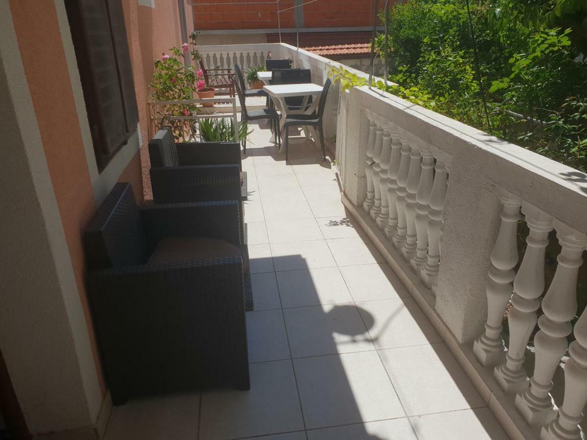 Guest House Alisa Hvar Town Exterior foto