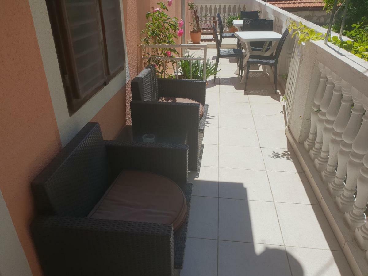 Guest House Alisa Hvar Town Exterior foto
